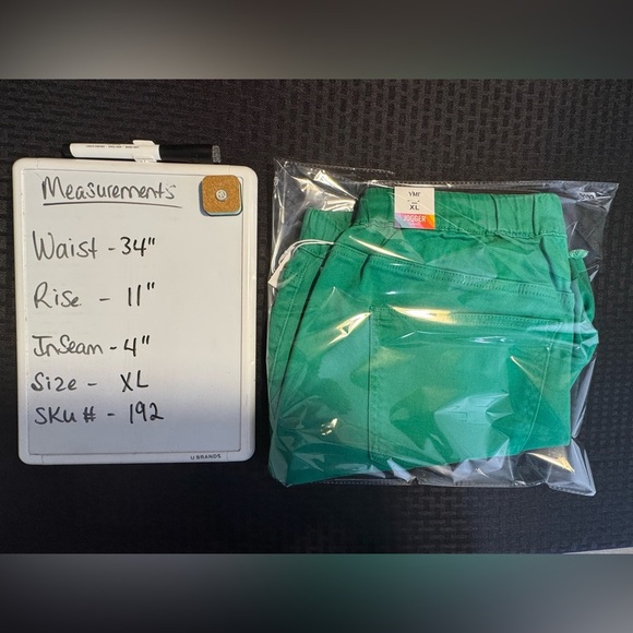 YMI Green Women's Shorts - Picture 5 of 5